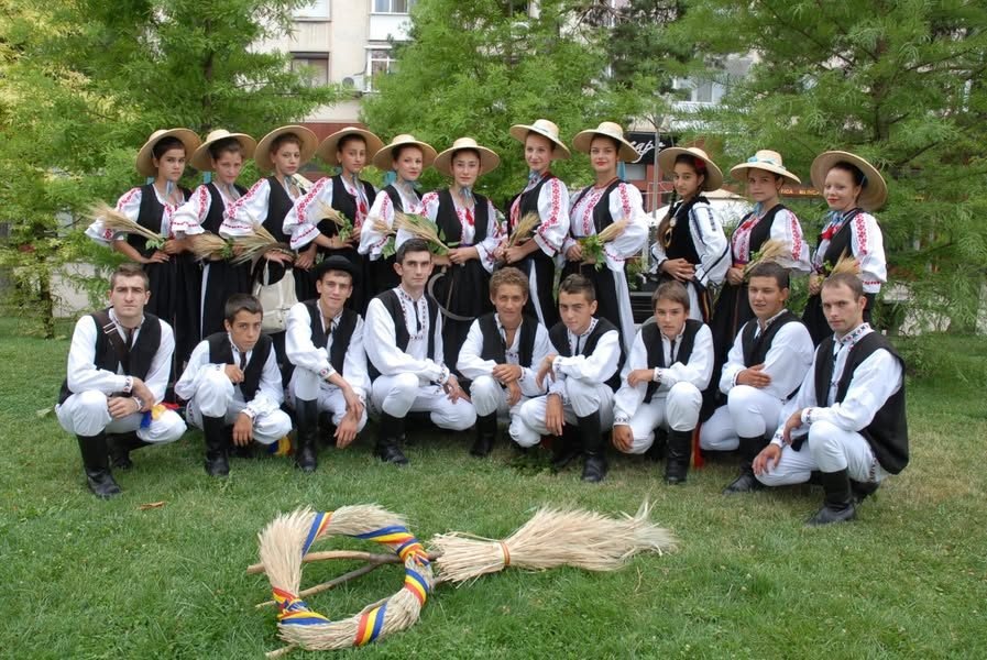 Bună ziua tuturor!